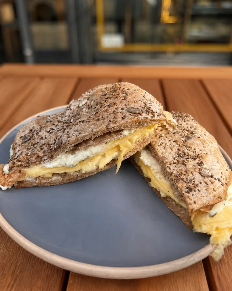 Sándwich veggie tostado